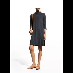 EILEEN FISHER Neck Three-Quarter Sleeve Shift Dress in Graphite color